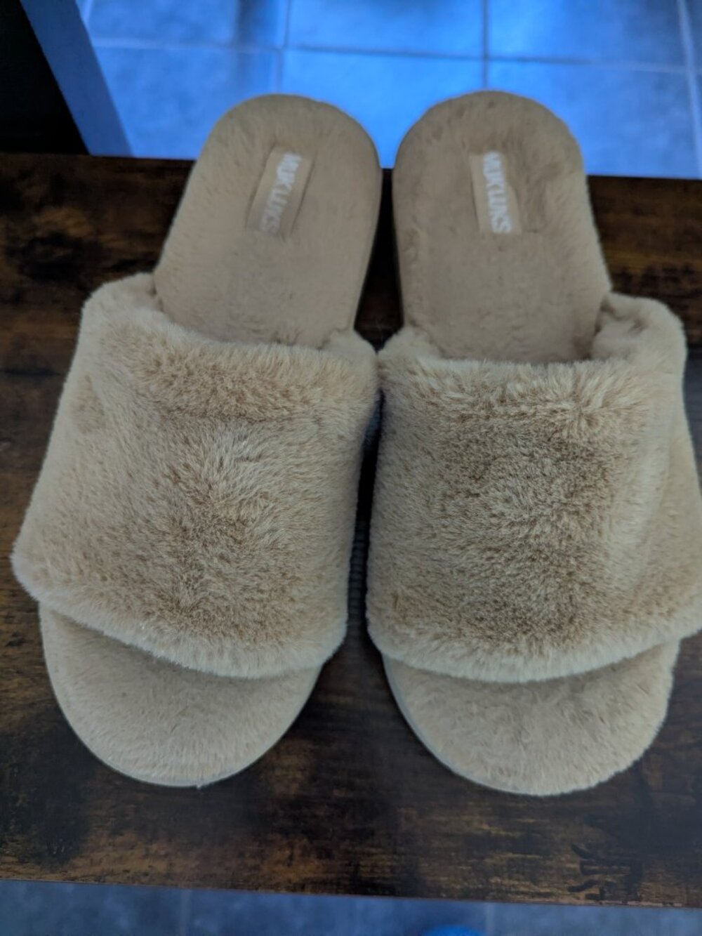 Mukluks Slippers